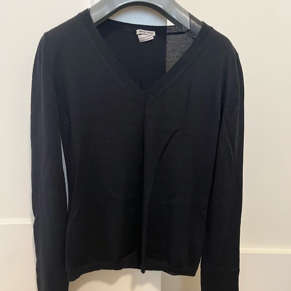 miumiu V-neck cashmere sweater - Picture 5 of 5